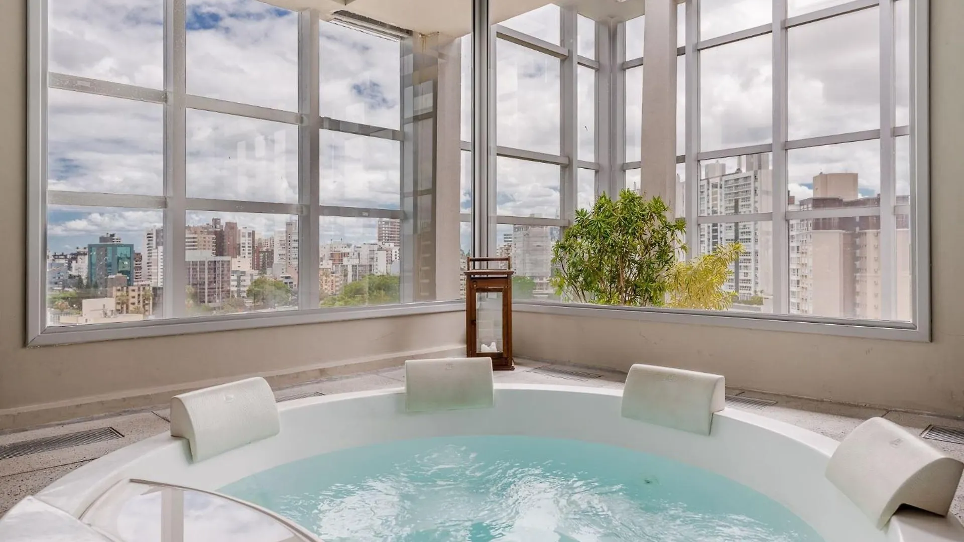 Apartment Trend Nova Carlos Gomes - 406 Porto Alegre